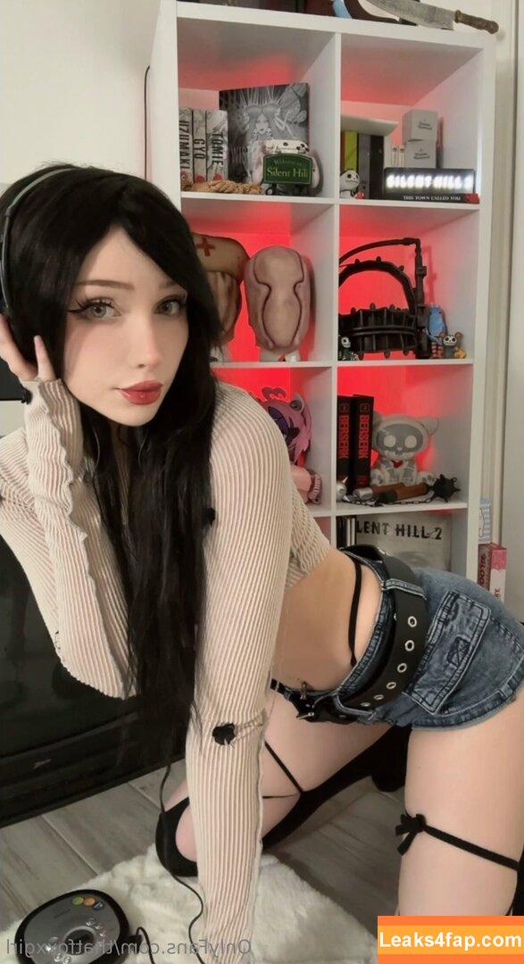 thatfoxxgirl / lena_kitsune leaked photo photo #0001