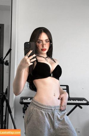 Thayse Kloppel photo #0123