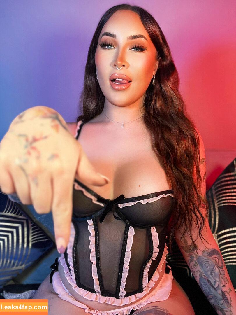 theavacole /  leaked photo photo #0117