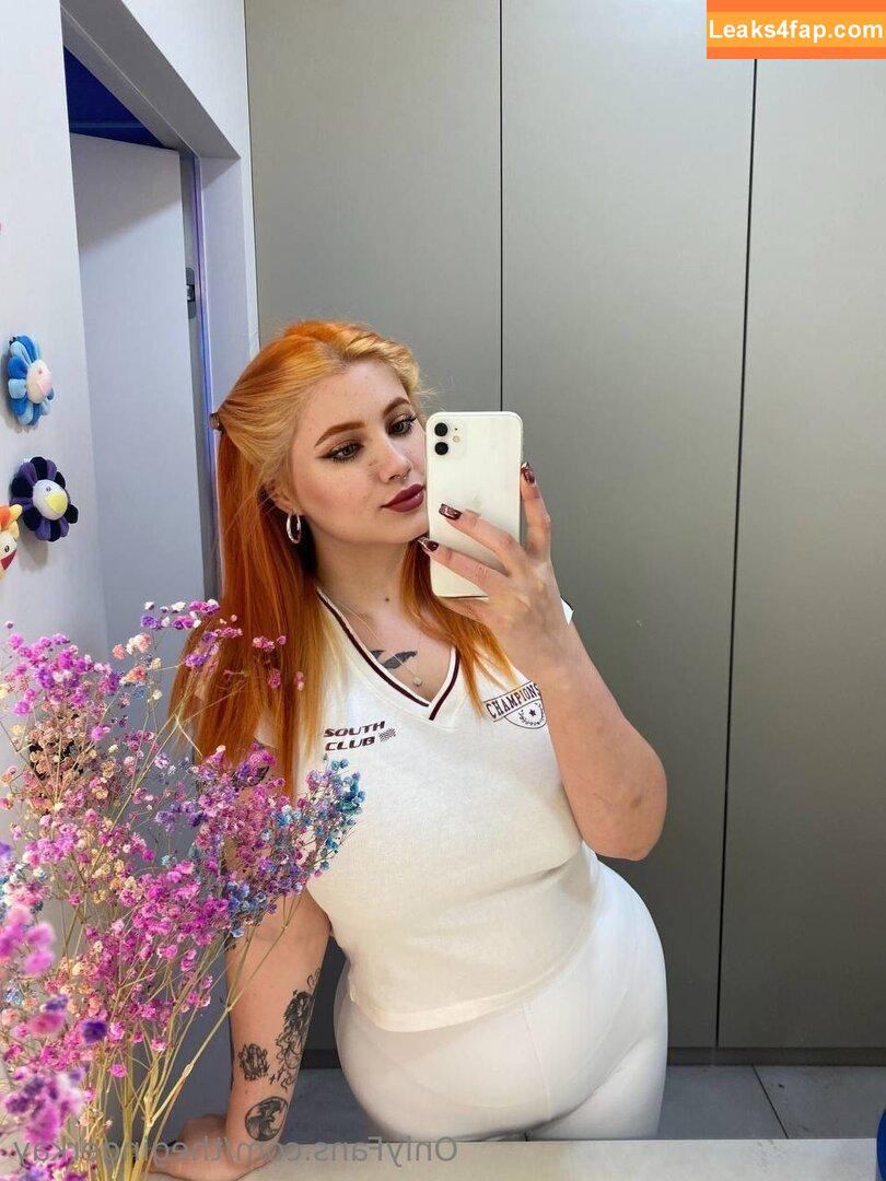 thegingerkay / livelikeadaylily leaked photo photo #0024