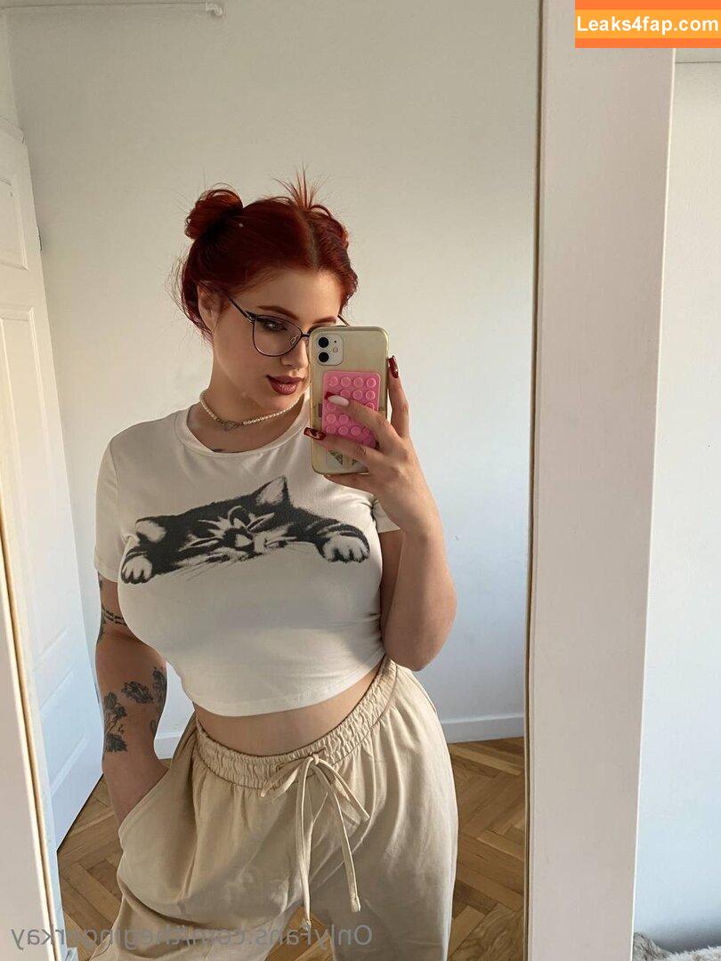 thegingerkay / livelikeadaylily leaked photo photo #0042
