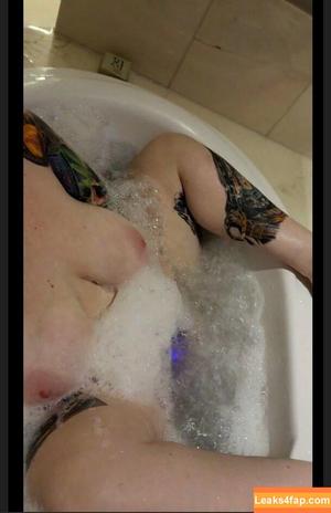 TheMoistQueen photo #0061