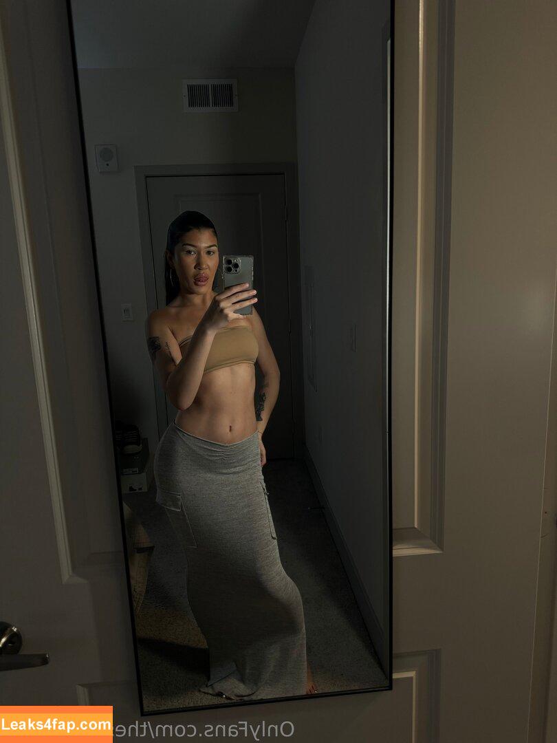 thesophiakelly /  leaked photo photo #0005