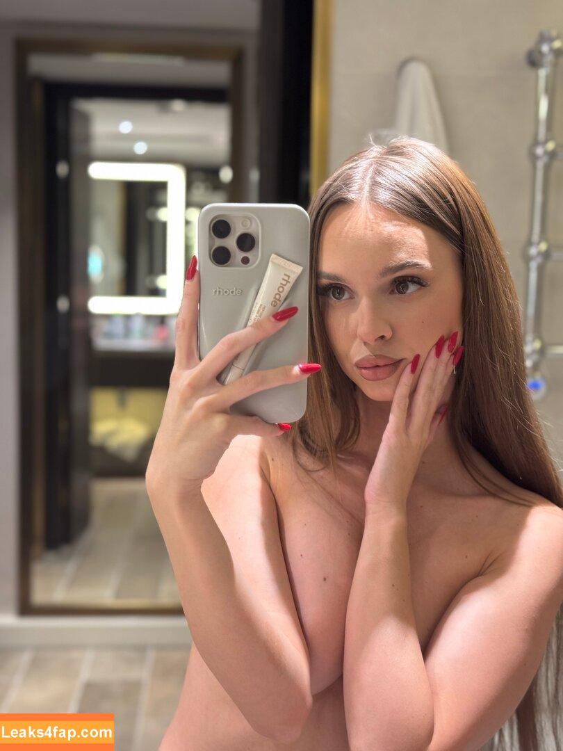 trishbabe /  leaked photo photo #0046
