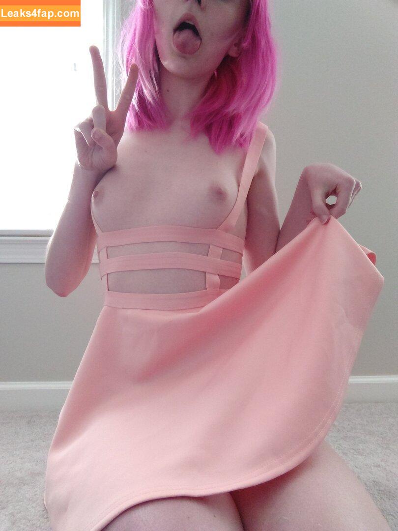 Tweetney / tweetney_chan / tweetneypie leaked photo photo #0073