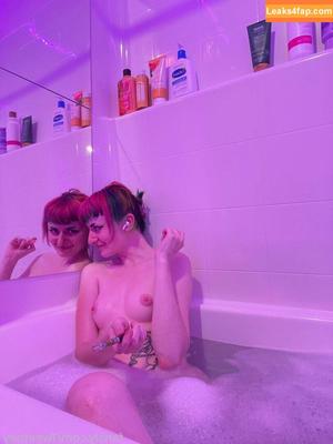 Tweetney photo #0322