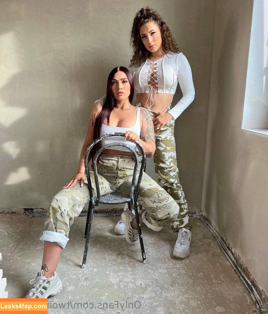 twoinkeddolls /  leaked photo photo #0012
