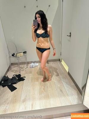 urfavcatgirl фото #0007