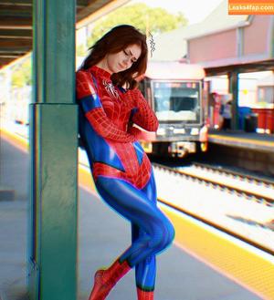 ValiantF0x photo #0004