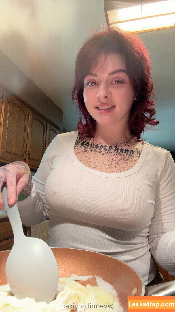 vermilionvixen /  leaked photo photo #0011