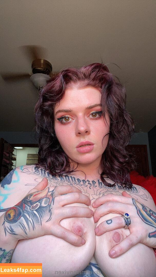 vermilionvixen /  leaked photo photo #0014