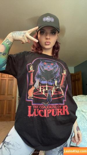 vermilionvixen photo #0002