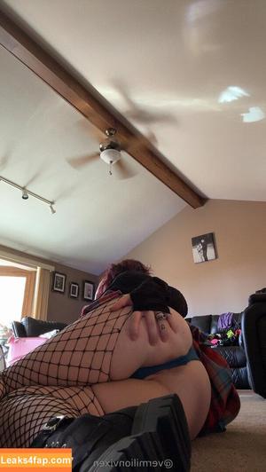 vermilionvixen photo #0022
