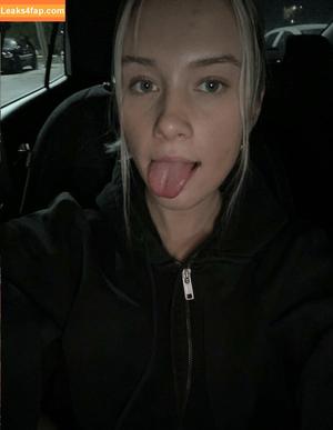 vickilive photo #0009