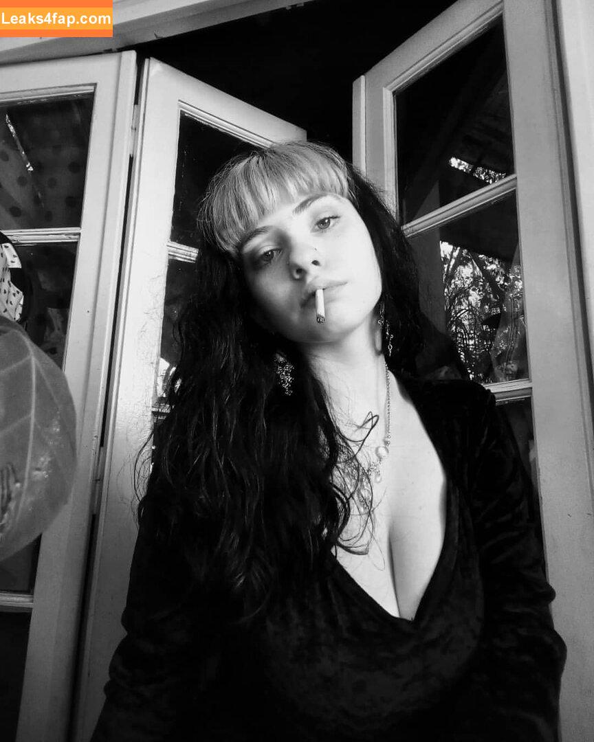 Victoriaramxs / BatmanRW / emilyemilka leaked photo photo #0179