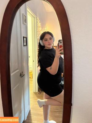 violet_harmon photo #0008