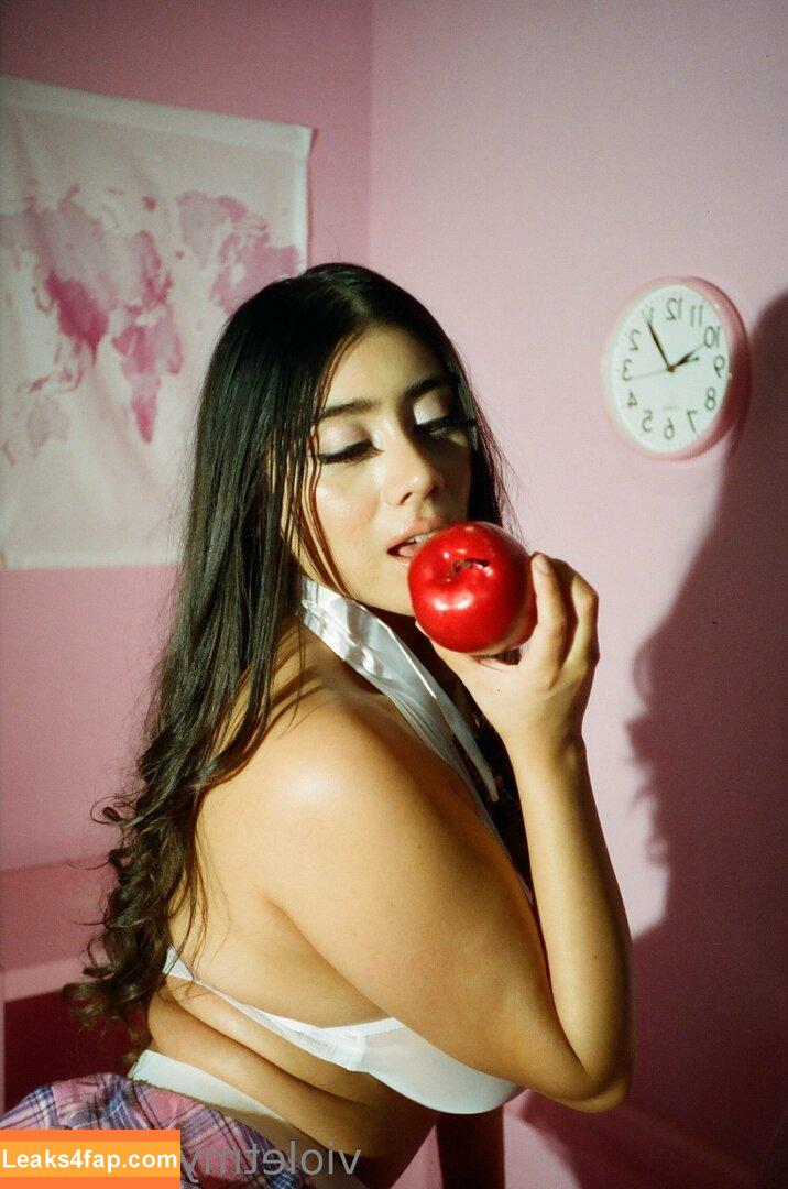 violetmyers / waifuviolet слитое фото фото #0318