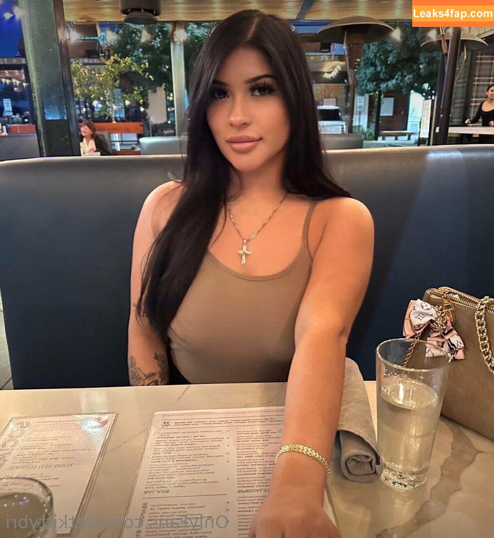 wetkittybri /  / Briitheeplug / brihightowerofficial / brittikitty leaked photo photo #0066