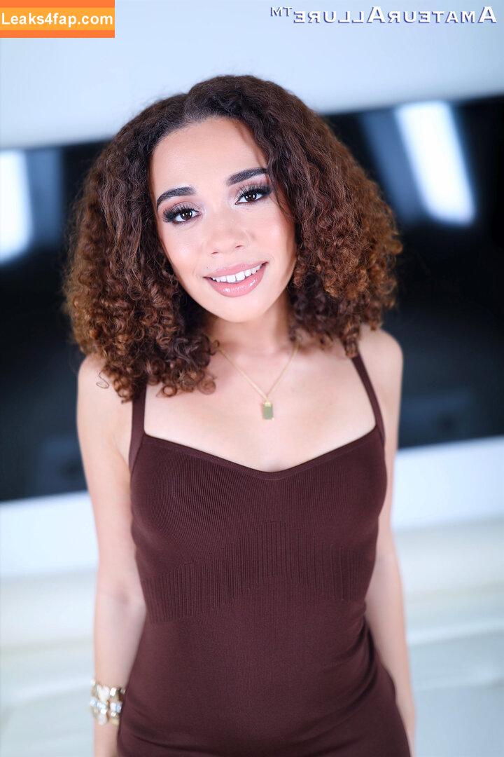 Willow Ryder / willowryder__ / willowryderr leaked photo photo #0064