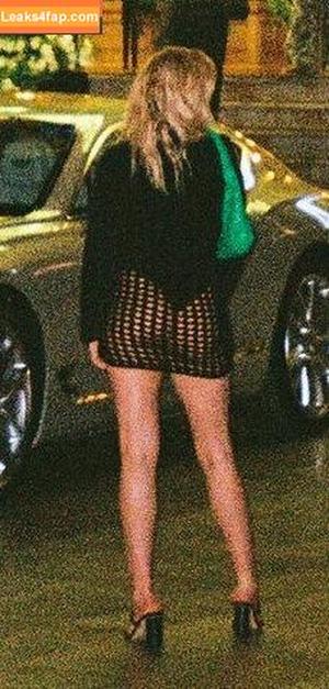 Willow Shields photo #0055