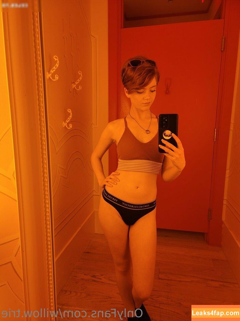 Willow.Trie / user leaked photo photo #0083