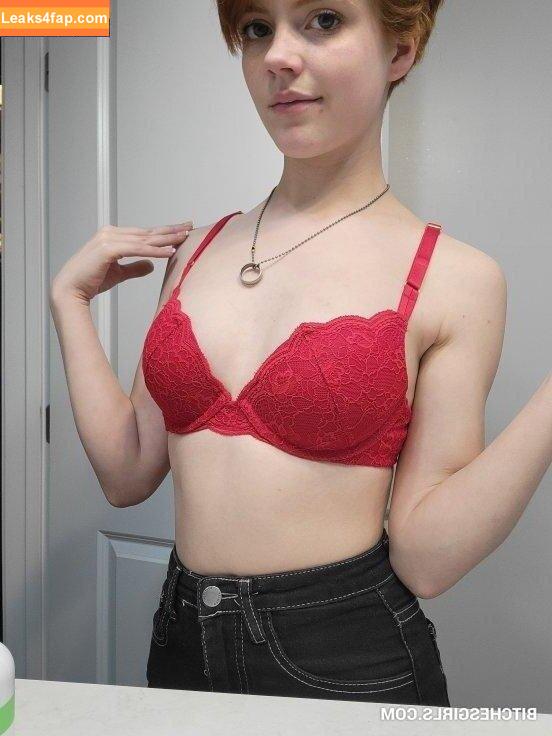 Willow.Trie / user leaked photo photo #0286