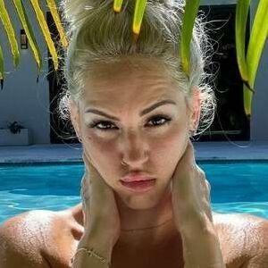 Xeeleigh photo #0021