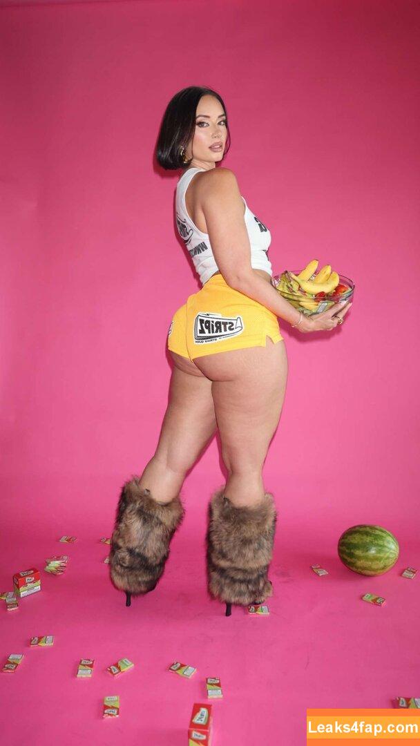 Yesjulz leaked photo photo #0096