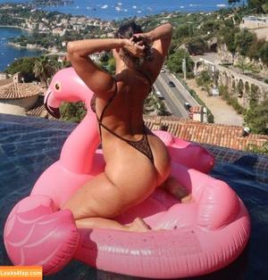 Yesjulz photo #0220