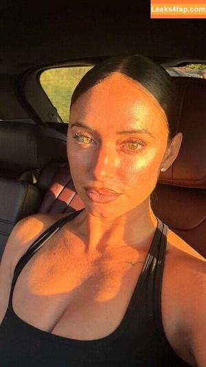 Yesjulz photo #0223