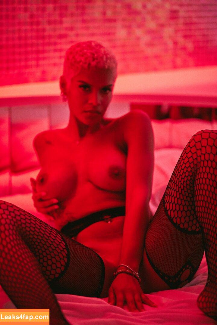 Yolanda Vidal / yolandavidala leaked photo photo #0033
