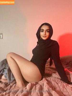 Zara Dar photo #0015