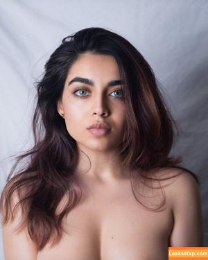 Zara Dar photo #0026