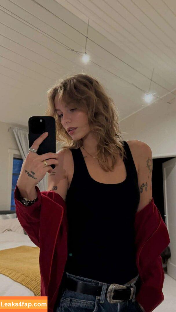 Anna Shumate / Annabananaxdddd / annashumate / annashumatee leaked photo photo #0177