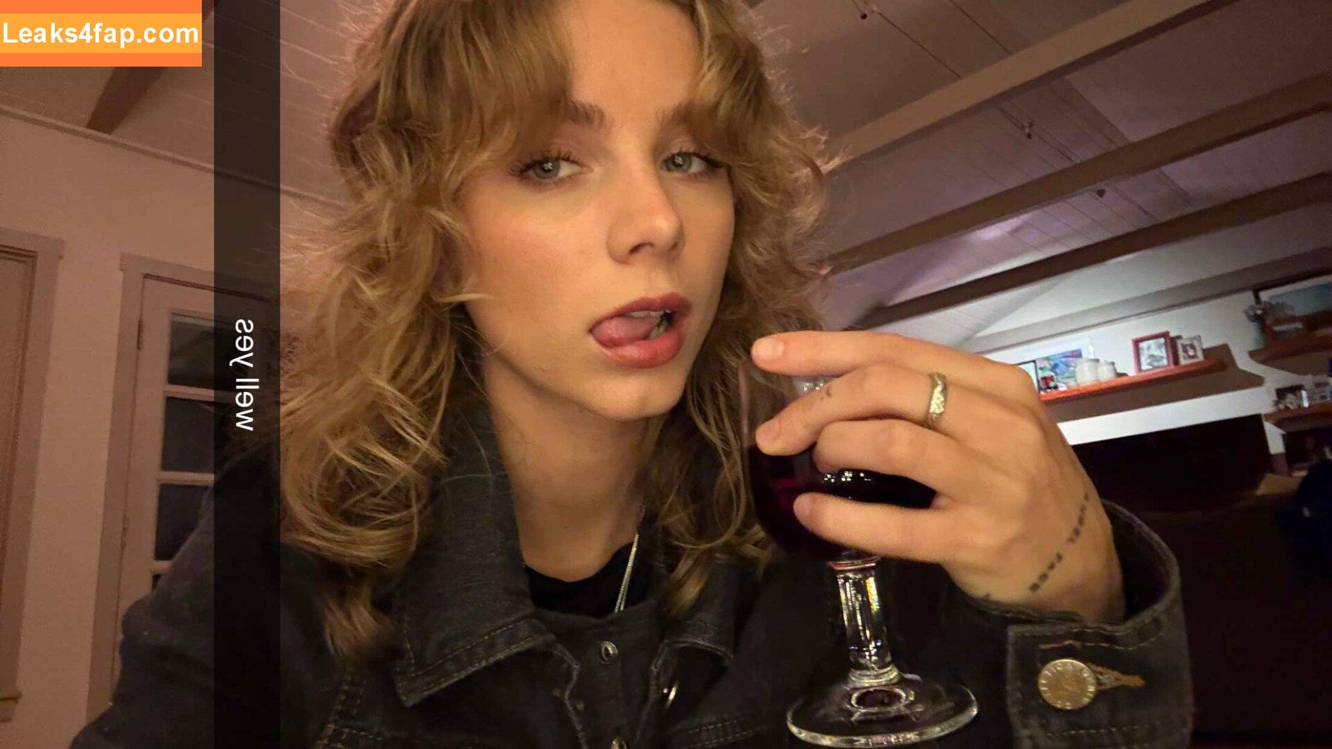 Anna Shumate / Annabananaxdddd / annashumate / annashumatee leaked photo photo #0309