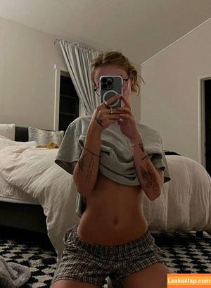 Anna Shumate photo #0041