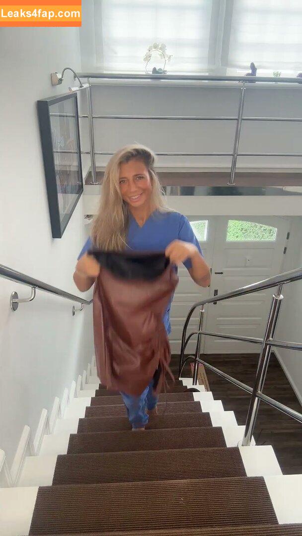 April Carter /  leaked photo photo #0029