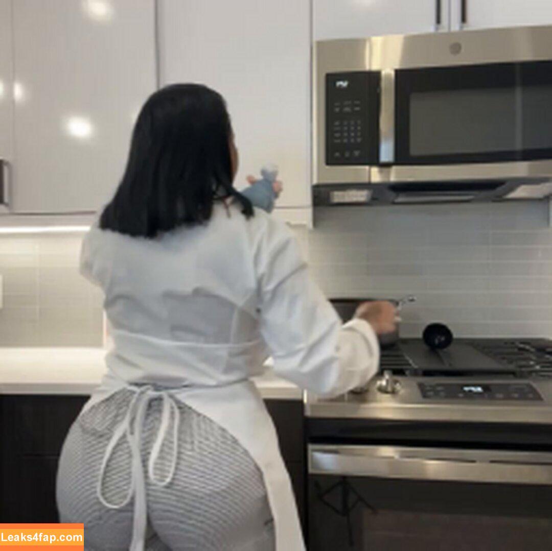 Emily Cheree / emilycheree / realemilycheree leaked photo photo #0001