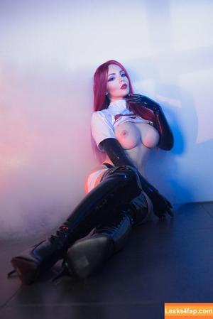 Katyuska Moonfox photo #0042