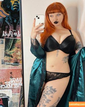 lydiafawn photo #0006