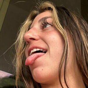 Megan McCarthy photo #0005