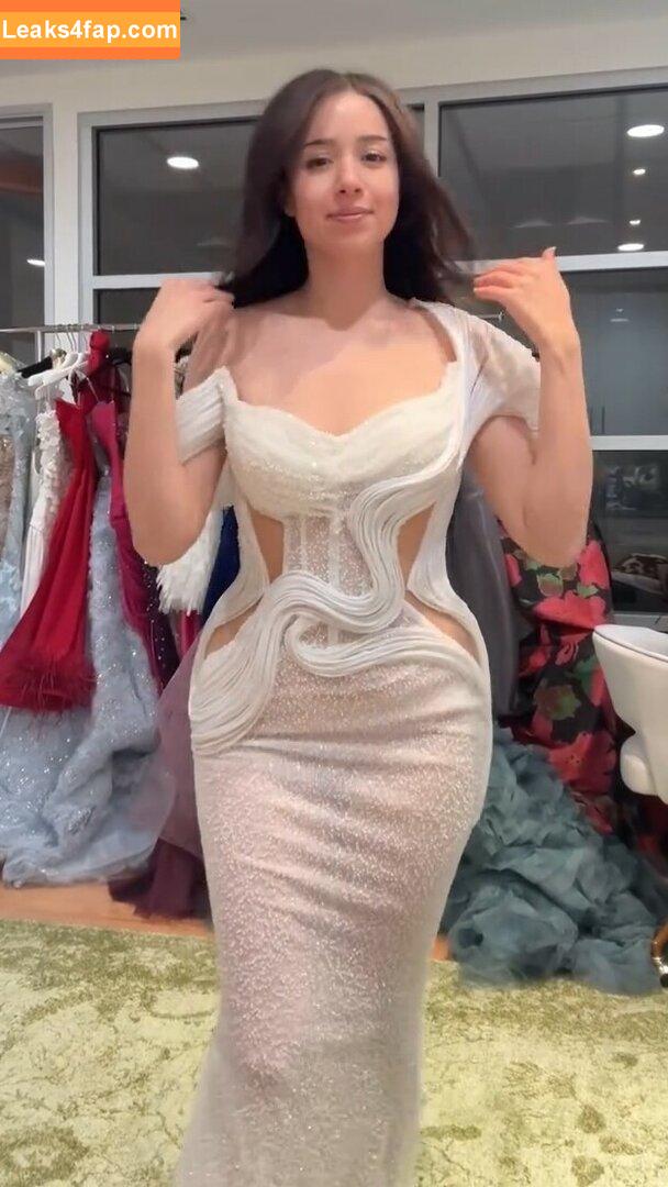 Pokimane / pokimanelol / pokinaneonlyfan leaked photo photo #0076