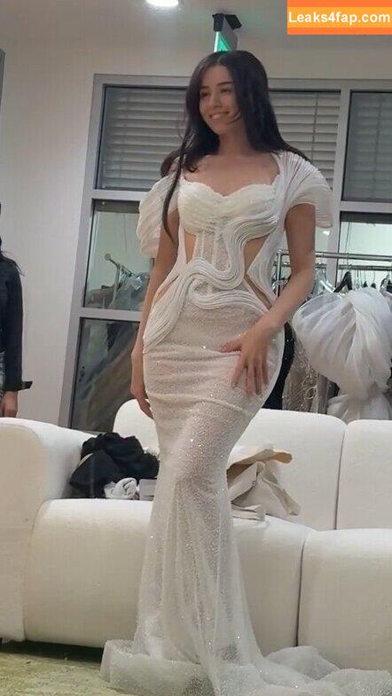 Pokimane / pokimanelol / pokinaneonlyfan leaked photo photo #0079