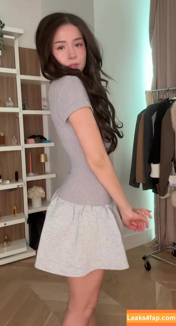 Pokimane / pokimanelol / pokinaneonlyfan leaked photo photo #0171