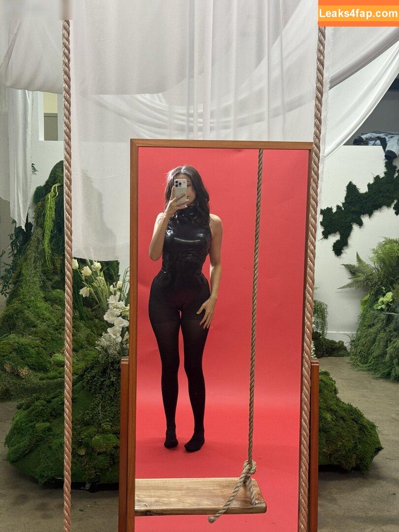 Pokimane / pokimanelol / pokinaneonlyfan leaked photo photo #0186