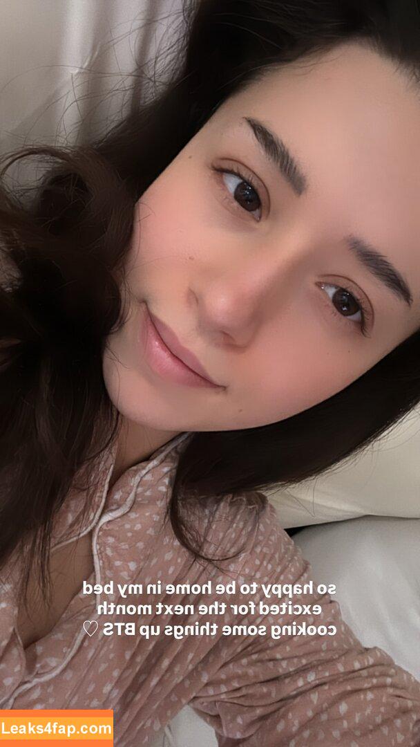 Pokimane / pokimanelol / pokinaneonlyfan leaked photo photo #0237