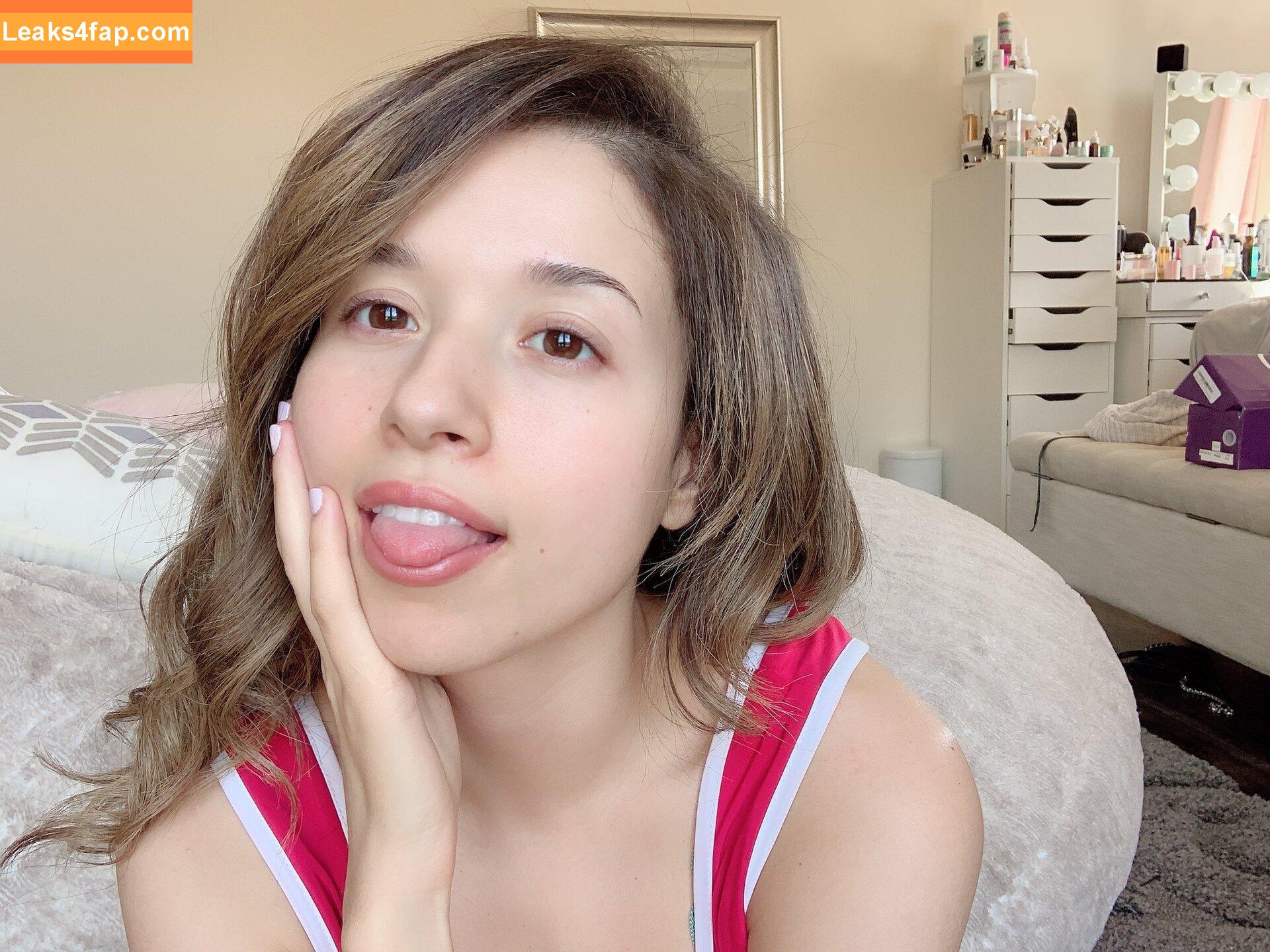 Pokimane / pokimanelol / pokinaneonlyfan слитое фото фото #0245