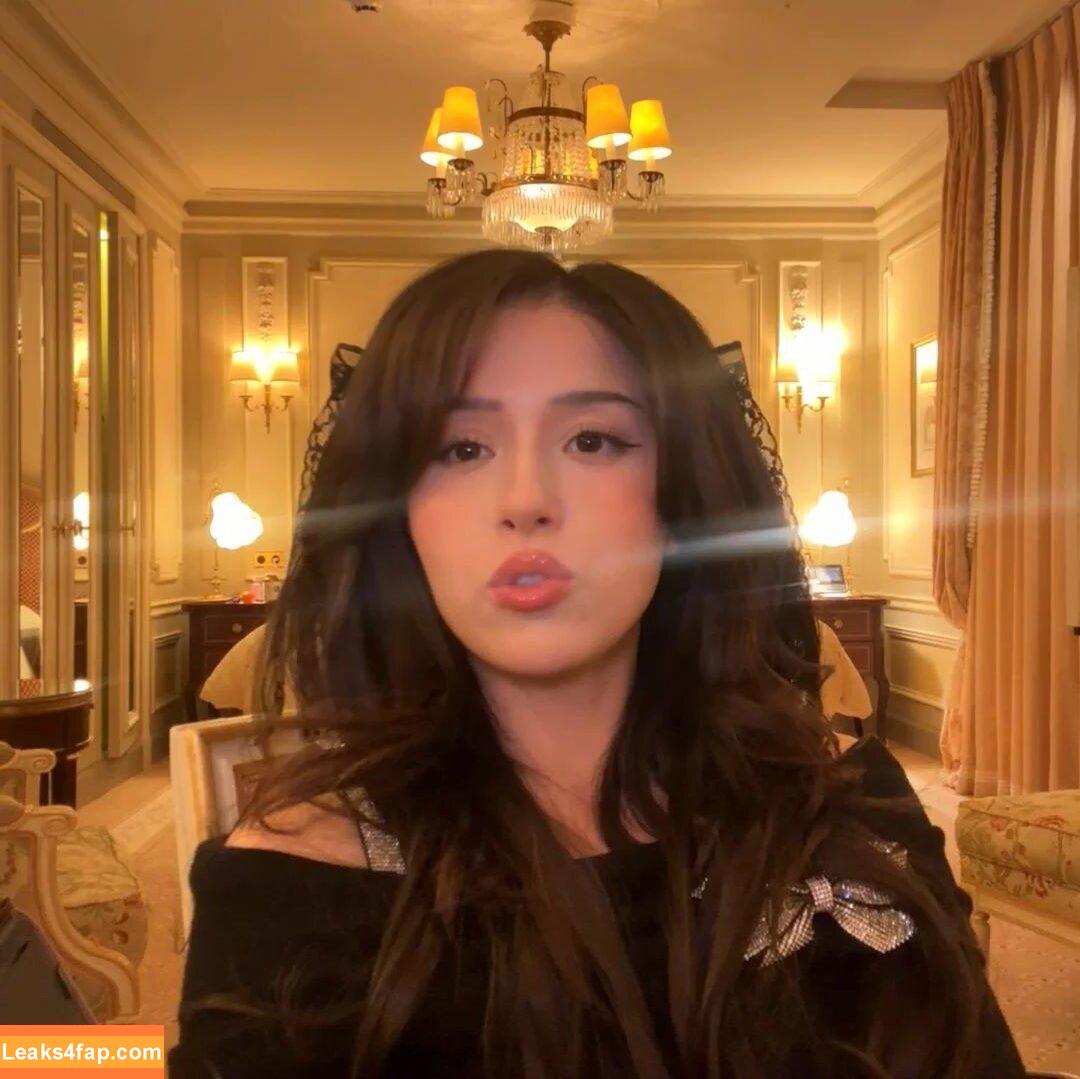 Pokimane / pokimanelol / pokinaneonlyfan leaked photo photo #0324