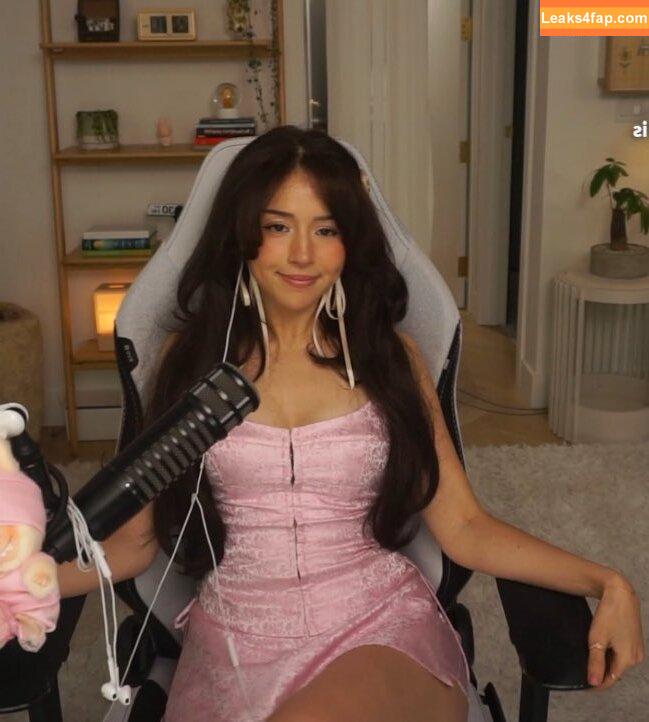 Pokimane / pokimanelol / pokinaneonlyfan слитое фото фото #0436