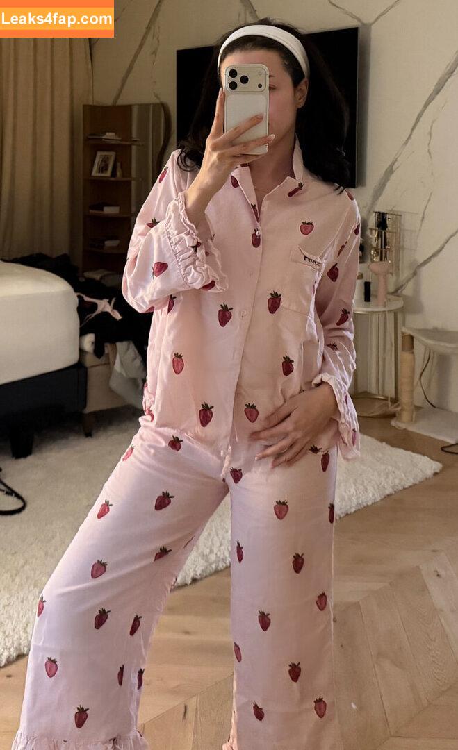 Pokimane / pokimanelol / pokinaneonlyfan leaked photo photo #0514